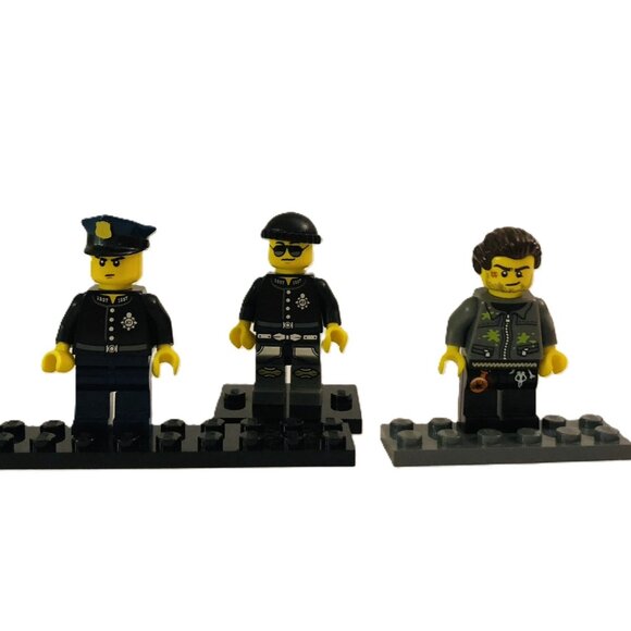 LEGO 3 Mini Figures Brown Hair 93230 Beanie Hat Police Hat 11259 Constable Body - Picture 4 of 5